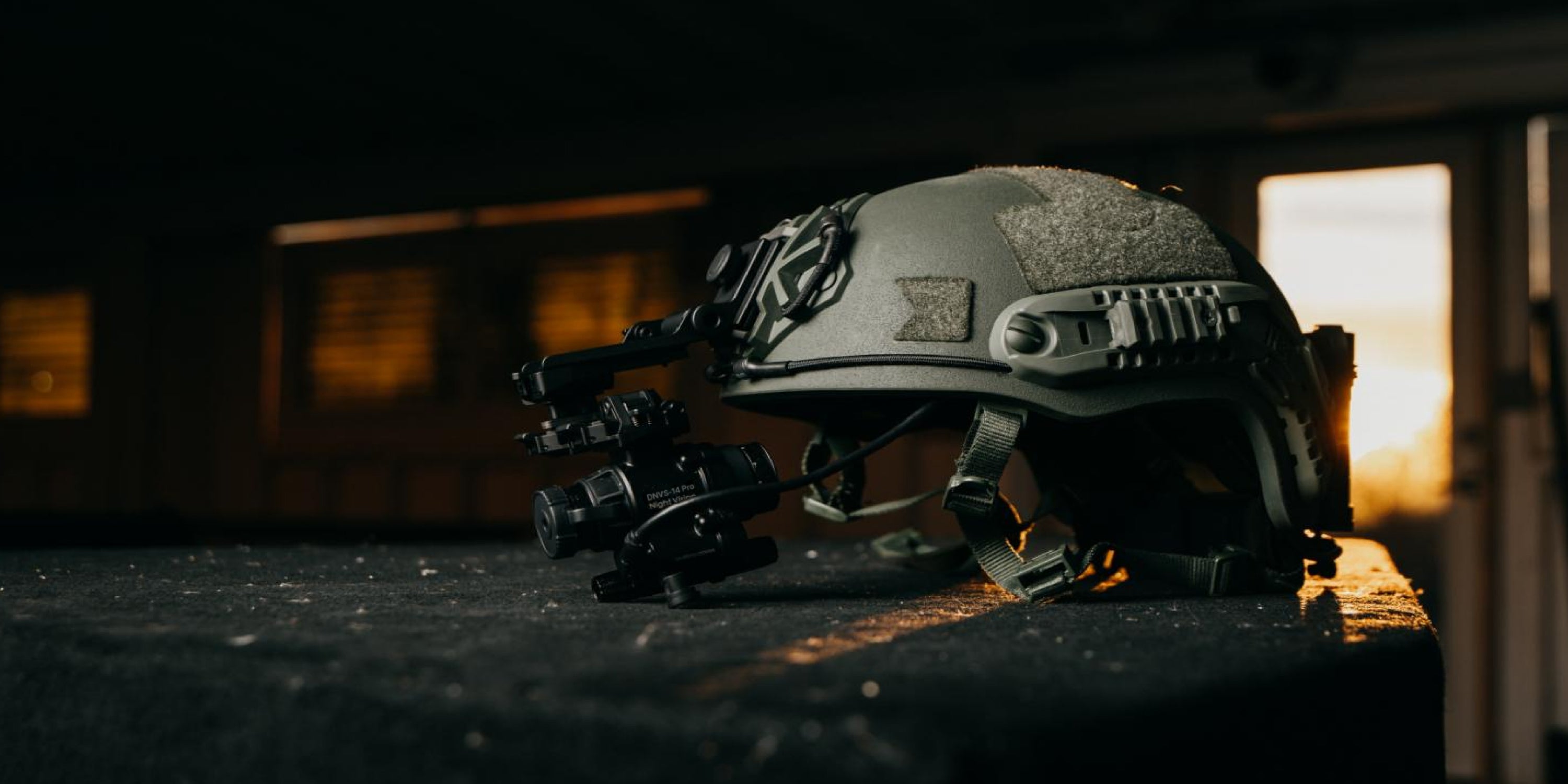 World's First 100Hz Night Vision Monocular: DNVS-14 Pro Helmet Mount